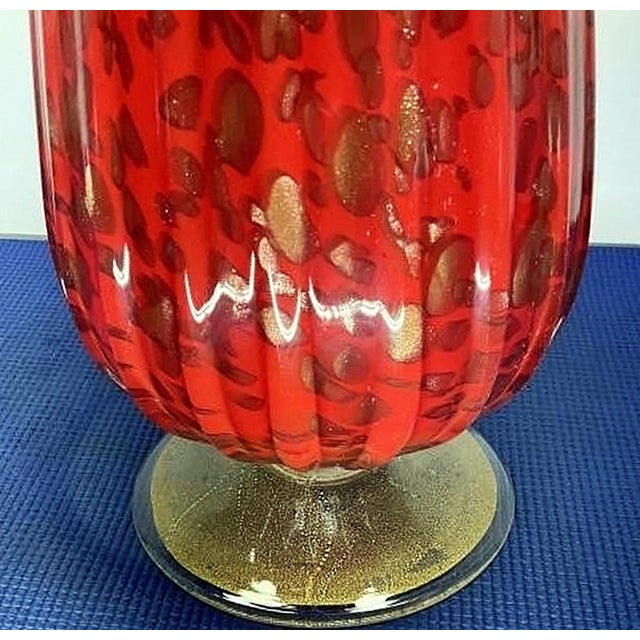 1970s Murano Style Tulip Vase For Sale In West Palm - Image 6 of 10