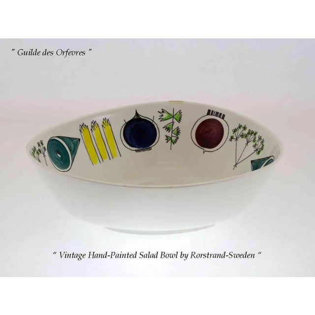 New 1960’s Vintage Rörstrand Pomona Picknick European Dinner Plates & 1 Salad Bowl, Designed by Marianne Westman- 14 Pieces For Sale - Image 11 of 12