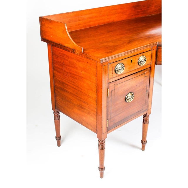 George III Mahogany Inlaid Sideboard, 18th Century For Sale - Image 18 of 18
