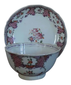 18th Century Chinese Export Famille Rose Porcelain Tea Cup & Bowl Saucer - A Pair