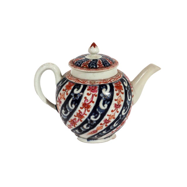 First Period Worcester Porcelain Queen Charlotte Pattern Teapot & Cover This First Period Worcester porcelain teapot and...