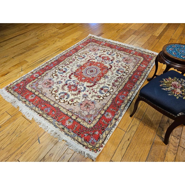 Vintage Persian Tabriz Area Rug, Handwoven Floral Pattern With Silk, Ivory & Salmon, 5’ X 7’ For Sale - Image 12 of 12