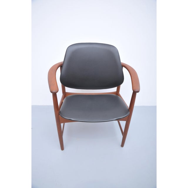 Mid-Century Teak Armchair attributed to Arne Hovmand-Olsen for Jute, 1950s For Sale - Image 6 of 11