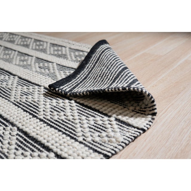 Black 8x10 Selene Striped Black Kilim Geometric Contemporary Handmade Wool Carpet Rug For Sale - Image 8 of 9