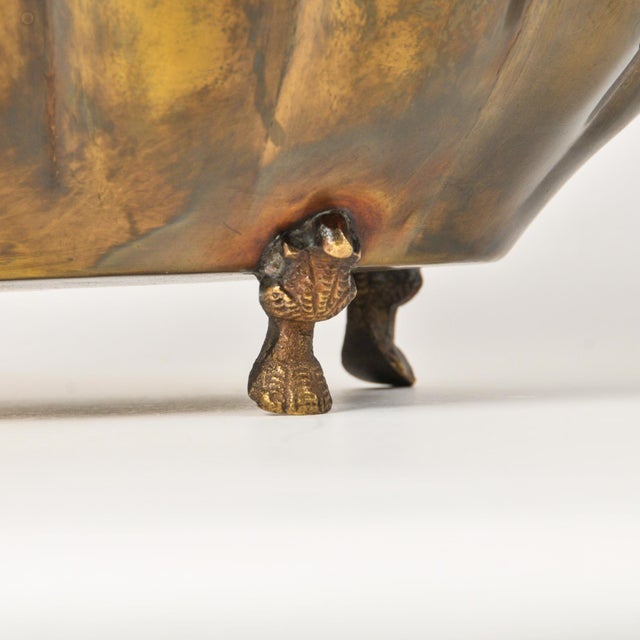 Vintage Brass Ram Head Footed Bowl Centerpiece Jardiniere Cache Pot Hollywood Regency Decor For Sale - Image 4 of 12