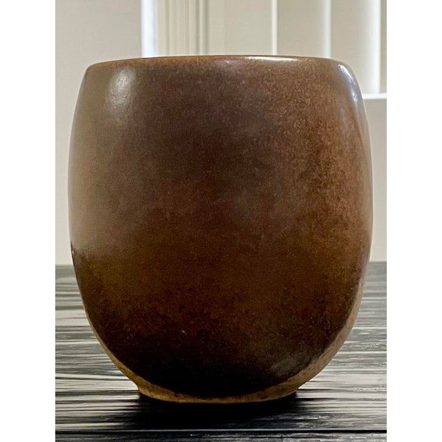 1960s Designs West California Stoneware Pottery Vase. For Sale In Palm Springs - Image 6 of 11