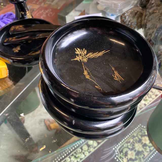 Beautiful set of serving bowls in great condition. Great for the serving any food of your choice. Utensils are included!...