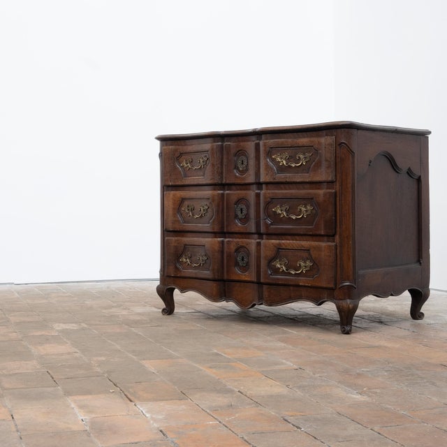 18th Century Louis XV Walnut Chest of Drawers, 1780 For Sale - Image 3 of 16