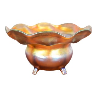 Louis Comfort Tiffany Favrile Iridescent Art Glass Floriform Footed Vase or Bowl With Flared and Ruffled Edge For Sale