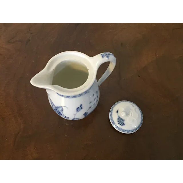 Ceramic Antique 18th Century Vienna Porcelain Cream Jug and Cover in Chinese Blue & White For Sale - Image 7 of 13
