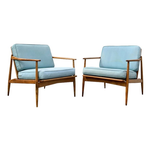 Pair of Rail-Back Lounge Chairs in the Style of Viko Baumritter | Mid Century Modern For Sale