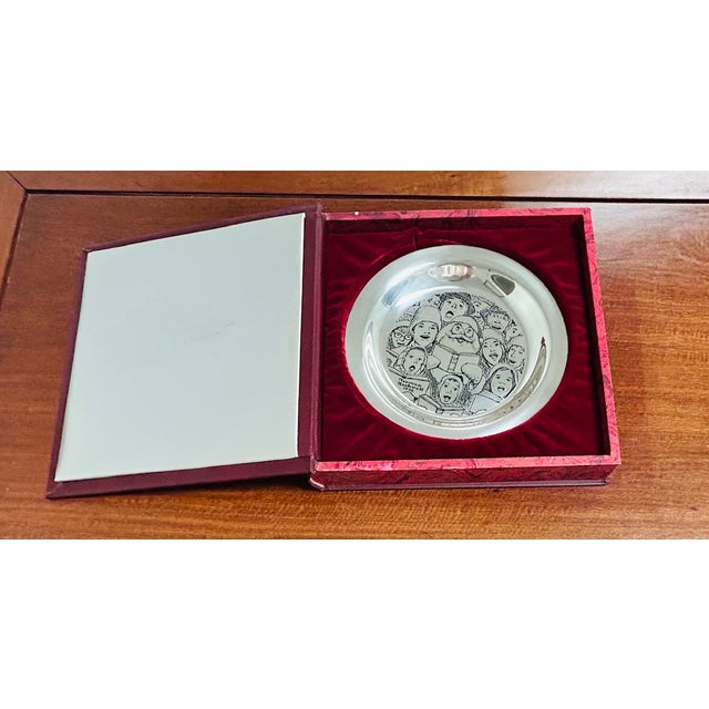 Art Deco 1972 "The Carolers" Plate by Norman Rockwell "Sterling Silver" Franklin Mint For Sale - Image 3 of 11