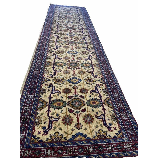 Middle Eastern Rug in Wool For Sale - Image 3 of 9