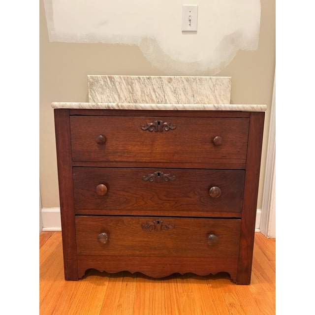 Early 20th Century Small Mahogany Chest For Sale - Image 4 of 7