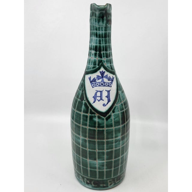 Robert Picault bottle in French ceramic, renowned for its craftsmanship and unique design, originated in the beautiful...