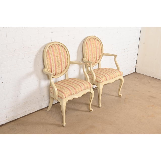 Karges Furniture Karges French Provincial Louis XV Cream Lacquered and Gold Gilt Armchairs or Dining Chairs, Pair For Sale - Image 4 of 11