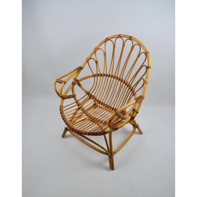Mid-Century Modern French Rattan Peacock Lounge Chair, 1970 For Sale - Image 9 of 13