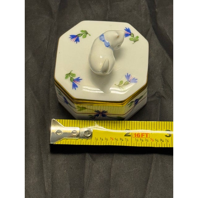 Mid 20th Century Herend Hungary Blue Garland PBG Hand Painted Octagon Box Kitty Cat Finial 6074 For Sale - Image 9 of 10