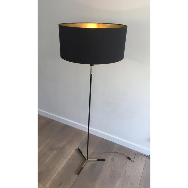 Mid-Century Modern Black Lacquered and Brass Design Floor Lamp, French, circa 1950 For Sale - Image 3 of 13