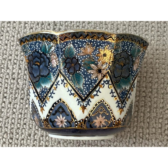 Japanese Imari Style Jardiniere For Sale In New York - Image 6 of 11