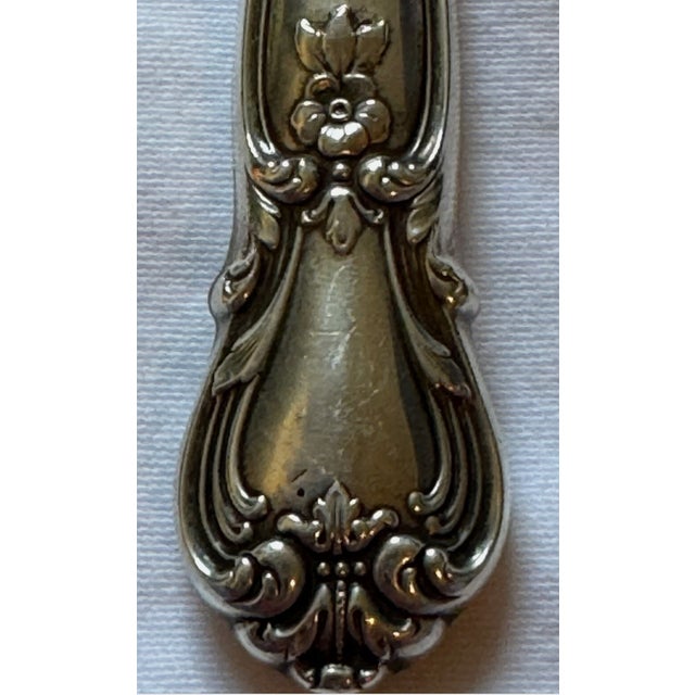 Gorham 1960s Gorham Chantilly Sterling Angel Food Cake Breaker For Sale - Image 4 of 6