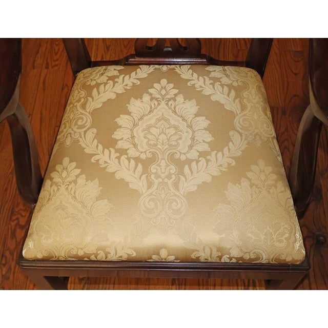 1980s Set of 10 Kittinger Mahogany Chippendale Dining Chairs With Gold Damask Fabric For Sale - Image 14 of 18