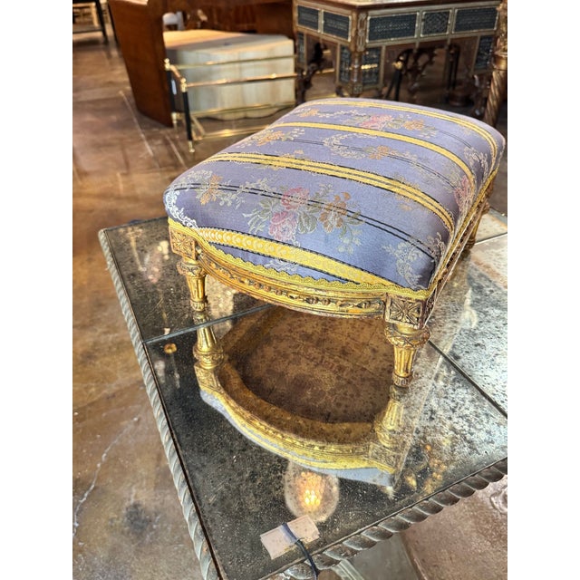 French Louis XVI Giltwood Ottoman For Sale In Dallas - Image 6 of 6