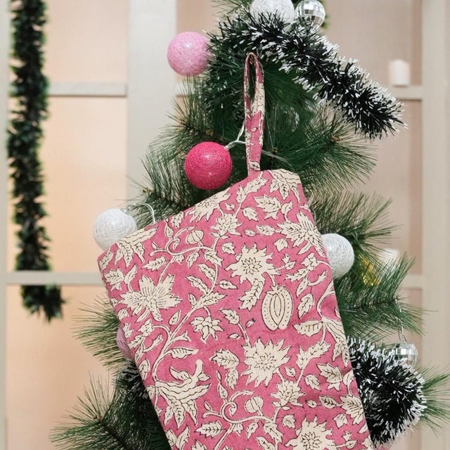 Industrial Print Linen-Blend Fabric Artisanal Hand Block Printed Stocking- Manikarnika For Sale - Image 3 of 3