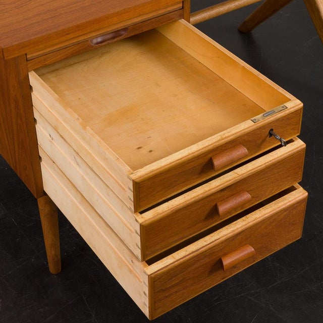 Teak and Oak Desk by Børge Mogensen, 1960s For Sale - Image 9 of 18