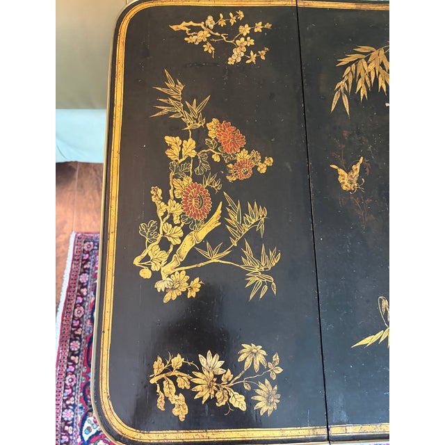 Early 19th Century Regency Brass-Mounted Black Lacquer and Parcel-Gilt Chinoiserie Sofa Table For Sale - Image 4 of 12