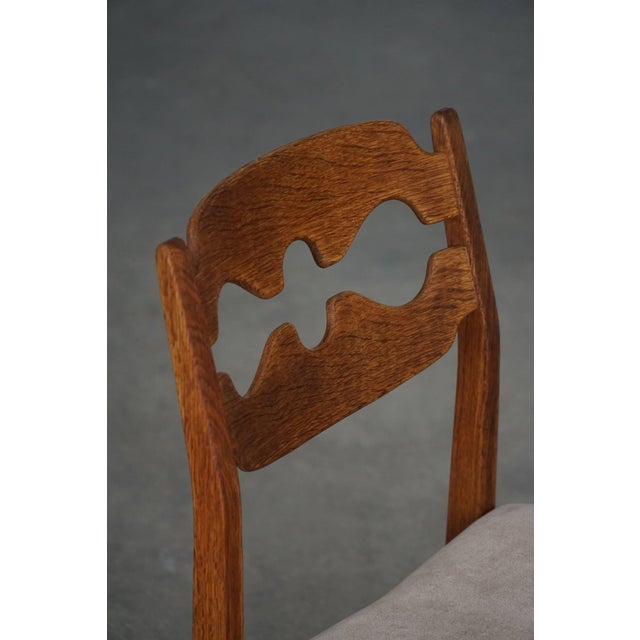Razorblade Dining Chairs in Oak and Mohair by Henning Kjærnulf, 1960s, Set of 10 For Sale - Image 3 of 13