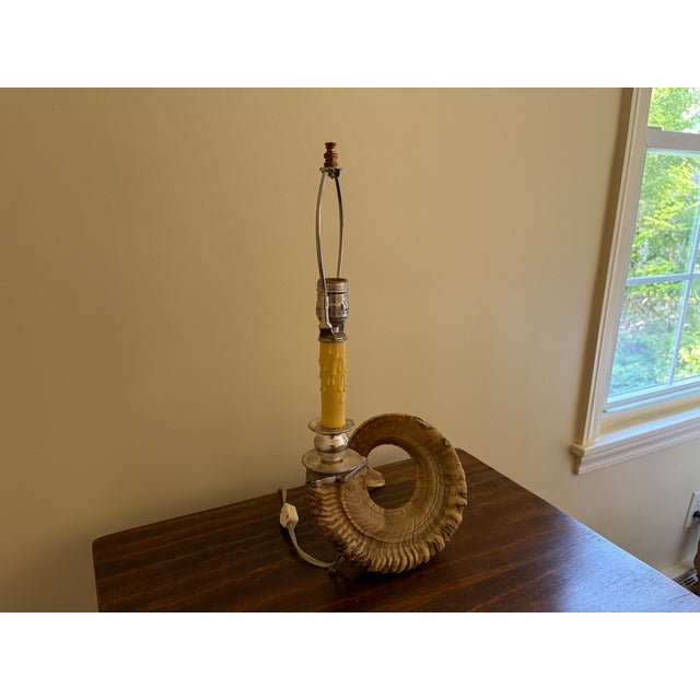 English Vintage Ram’s Horn Table Lamp – Rustic English Country House Style Lighting For Sale - Image 3 of 10