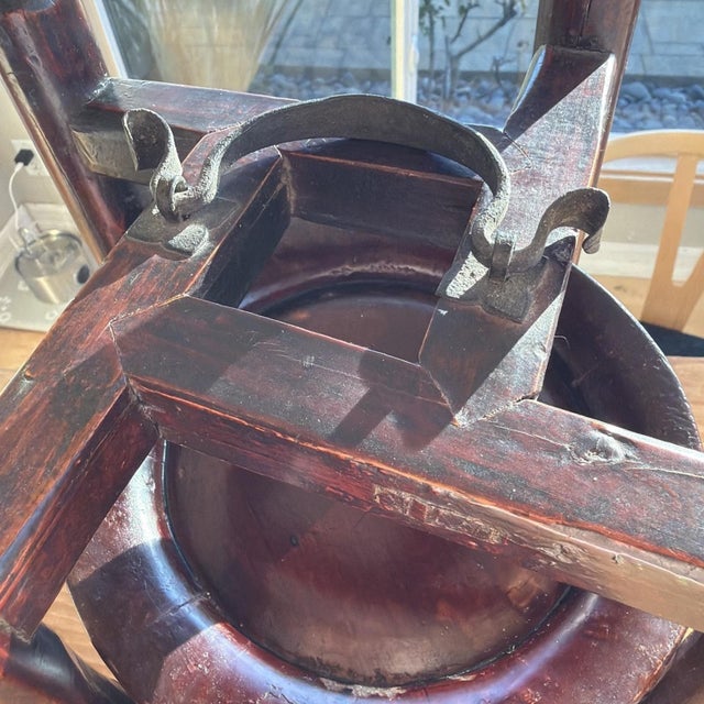 Vintage Chinese Wooden Plate Rack w/ 12 Lacquered Plates Hand Marked Export For Sale In Los Angeles - Image 6 of 8