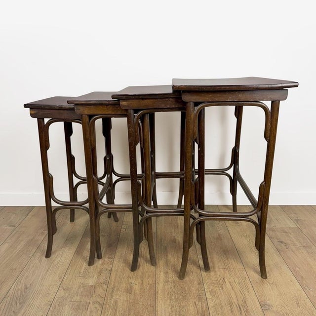 Art Nouveau No. 10 Nesting Tables by Michael Thonet for Thonet, 1900s, Set of 4 For Sale - Image 3 of 18