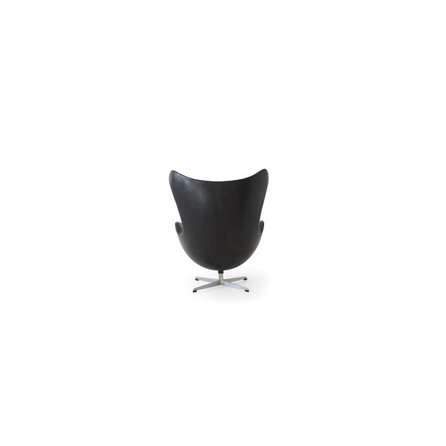 Arne Jacobsen 1950s Egg Chair-Arnee Jacobsen for Fritz Hansen For Sale - Image 4 of 6