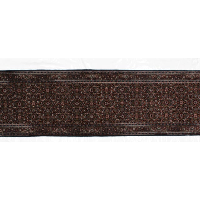 Indo Ferahan Runner Rug - 2′9″ × 11′1″ For Sale - Image 4 of 7