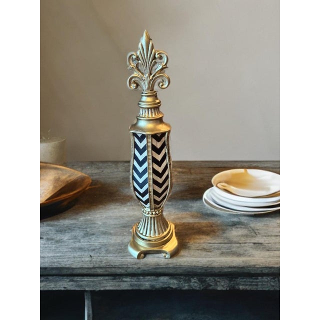 Gold Gold Fleur-De-Lis Decorative Finial Sculpture With Black & White Chevron Inlay Attributed to Maitland-Smith For Sale - Image 8 of 10