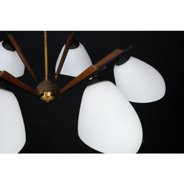 Mid-Century Modern Italian Chandelier in the style of Stilnovo, 1950s For Sale - Image 12 of 18