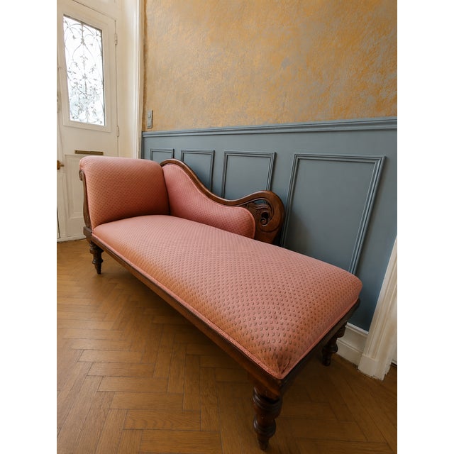 Wood Victorian Walnut Chaise Lounge with Upholstery, 1880 For Sale - Image 7 of 10