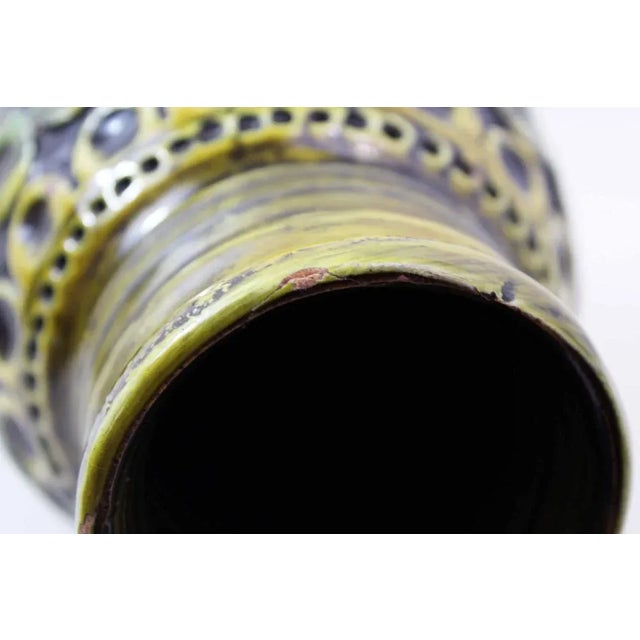 Italian Ceramic Vase by Aldo Londi for Bitossi, 1960s For Sale - Image 8 of 11