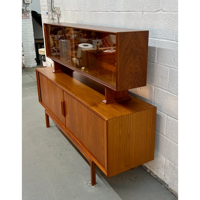 Mid 20th Century Danish Mid-Century Modern Teak Server W/ Glass Top Hutch For Sale - Image 5 of 18