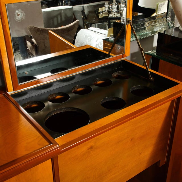 Mid-Century Modernist Bar Cabinet in Book-Matched Walnut With Inset Glass Pulls For Sale In New York - Image 6 of 12