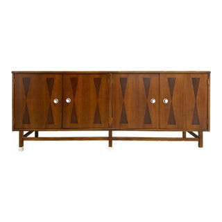 Stanley Mid Century Modern Walnut and Rosewood Credenza Sideboard - Newly Refinished For Sale