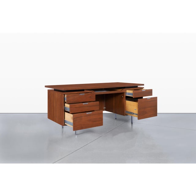 1960s Mid-Century Modern Walnut Executive Desk Styled After Florence Knoll, 1960s For Sale - Image 5 of 14