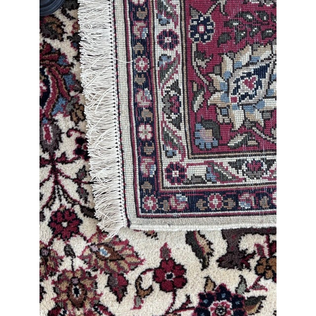 Hand-knotted from Middle East with virgin wool