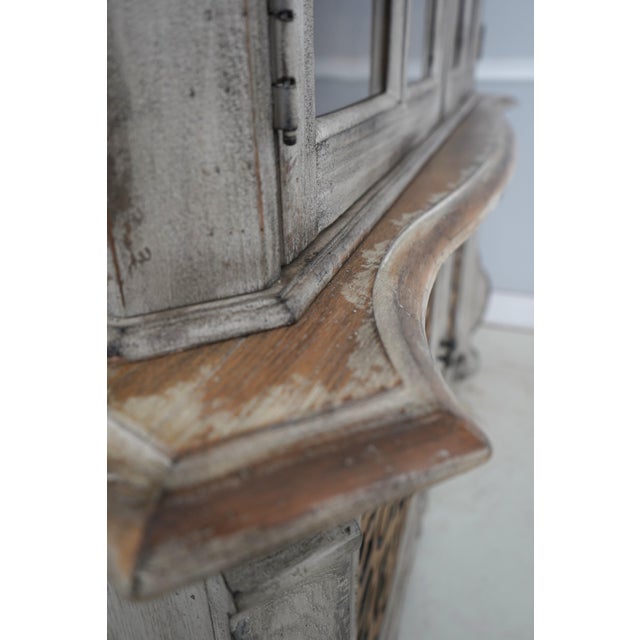 Hooker Gustavian Bubble Glass China Cabinet For Sale - Image 14 of 18