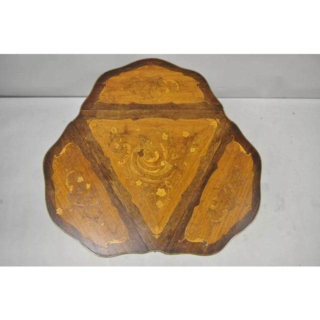 French Louis XV Satinwood Inlay Triple Drop Leaf Side Table With Bronze Ormolu For Sale - Image 4 of 11