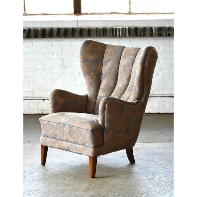 Danish 1950s Channel Back Semi Tall Lounge Chair by Peter Hvidt For Sale In New York - Image 6 of 7