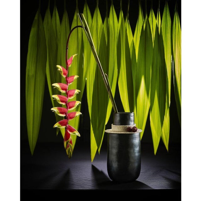 Vase 4 Coyar by Cristina Celestino For Sale - Image 12 of 17