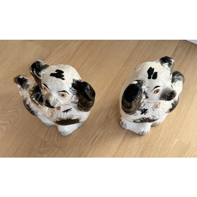 Ceramic Antique Late 19th Century Large English Staffordshire Black & White Spaniels - A Pair For Sale - Image 7 of 10